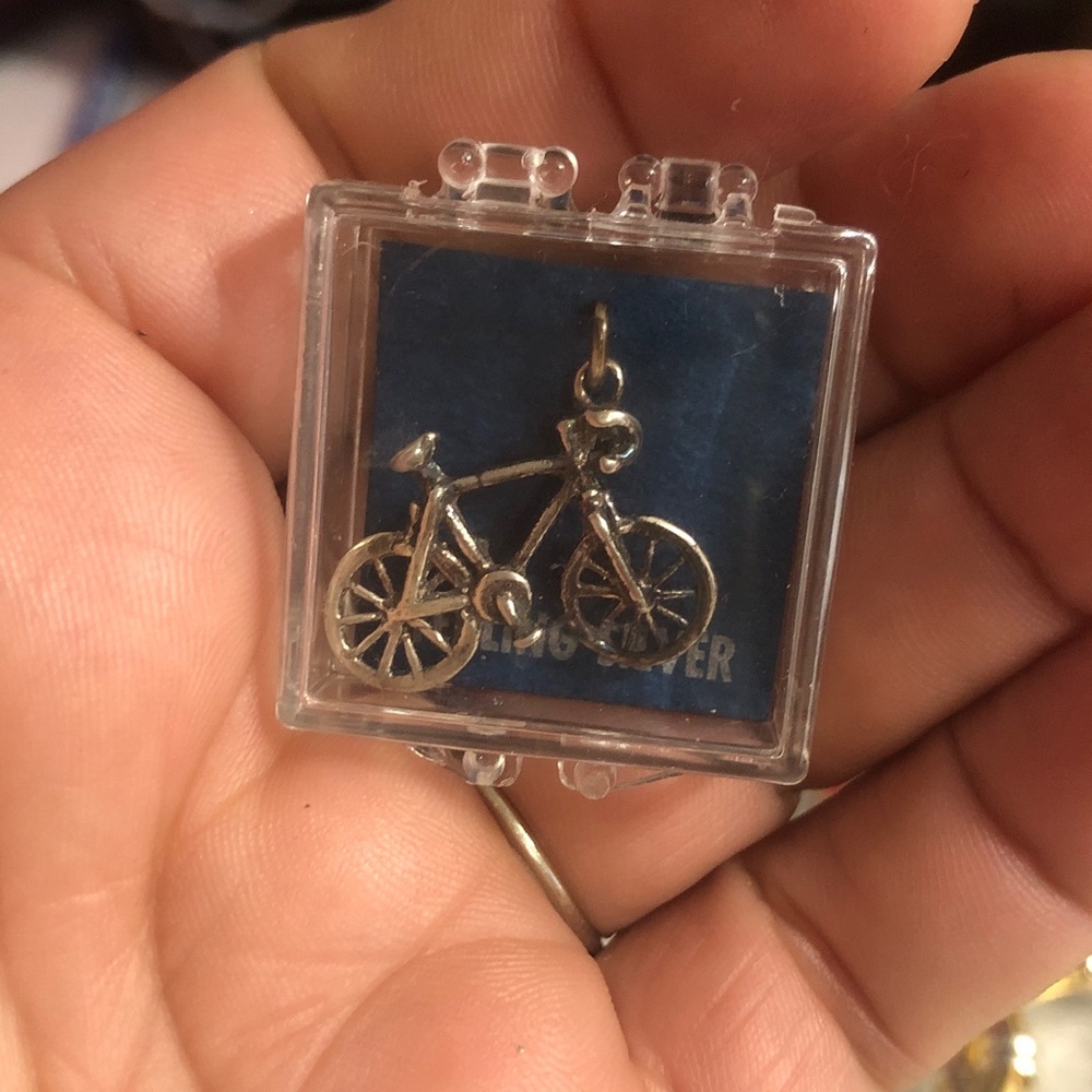 Silver Bicycle Pendant - Picture 3 of 3